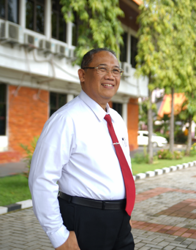Prof. Dr. Ir. Akhmad Fauzi, M.M.T., IPU