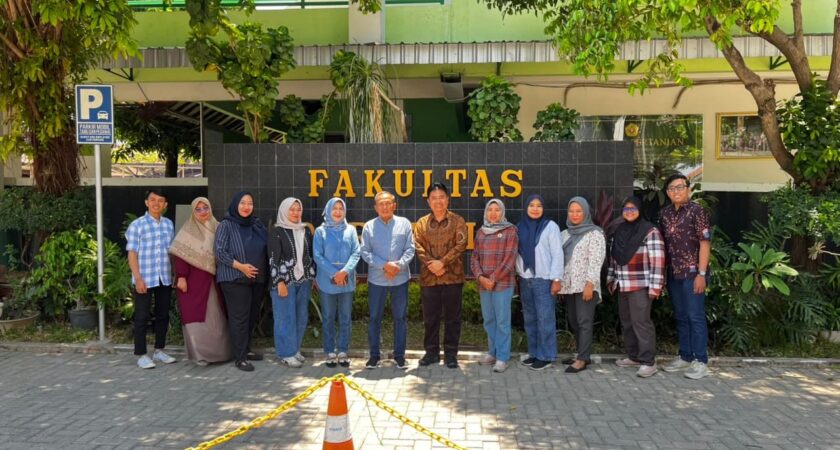 Kuliah Offline Perdana Program Doktor Agribisnis UPN “Veteran” Jawa Timur Hadirkan Prof. Dr. Ir. Darsono, M.Si.